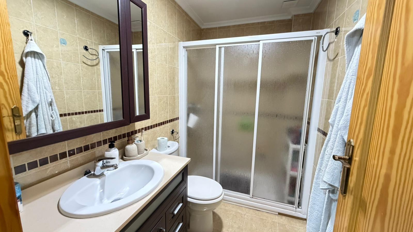 Квартира в Бенихофар, Аликанте, Испания 3 спальни, 120м2 №194261