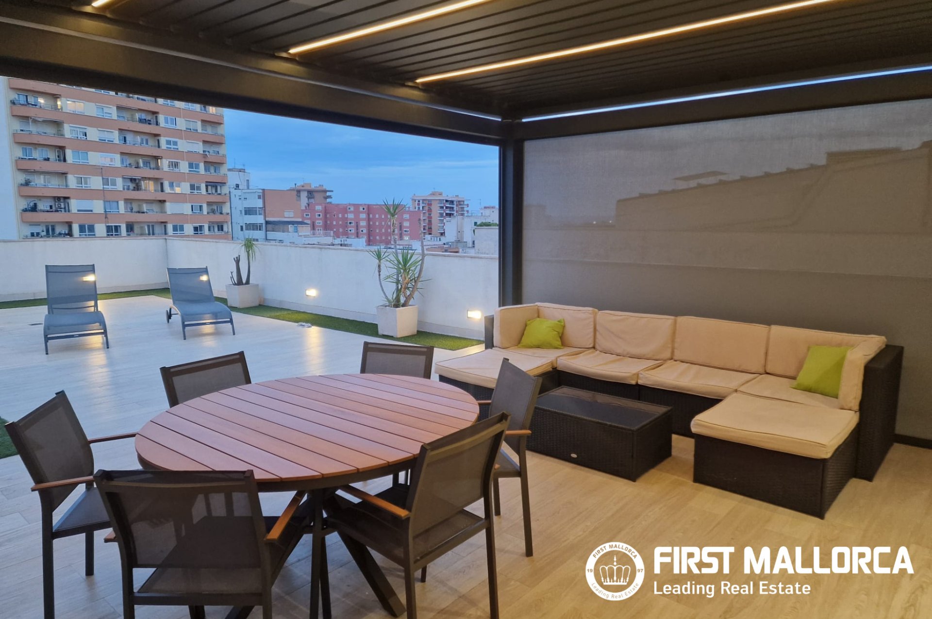 Ático en Palma de Mallorca, Mallorca, España 4 dormitorios, 132 m2 No. 178133