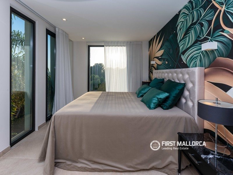 Huvila Mallorca, Espanja 4 makuuhuonetta, 372 m2 No. 178131