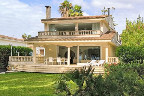 Huvila Alcudia, Mallorca, Espanja 5 makuuhuonetta, 445 m2 No. 148203