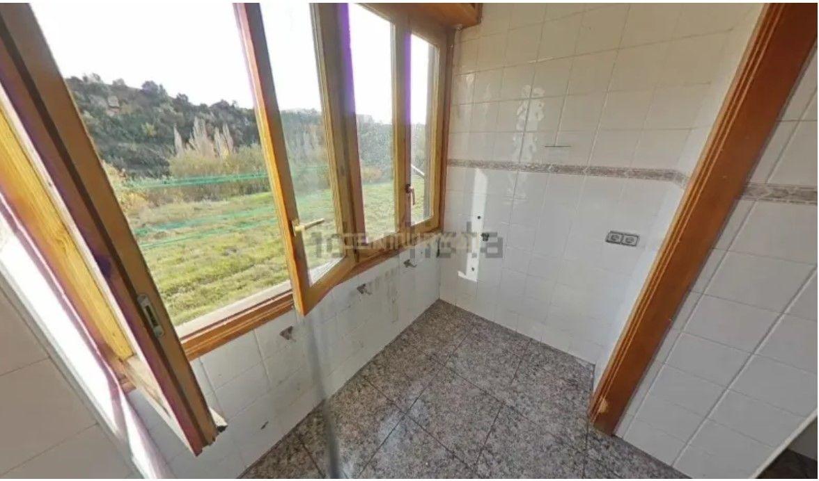 Apartamento en Puig-reig, Barcelona, España 2 dormitorios, 75 m2 No. 193832