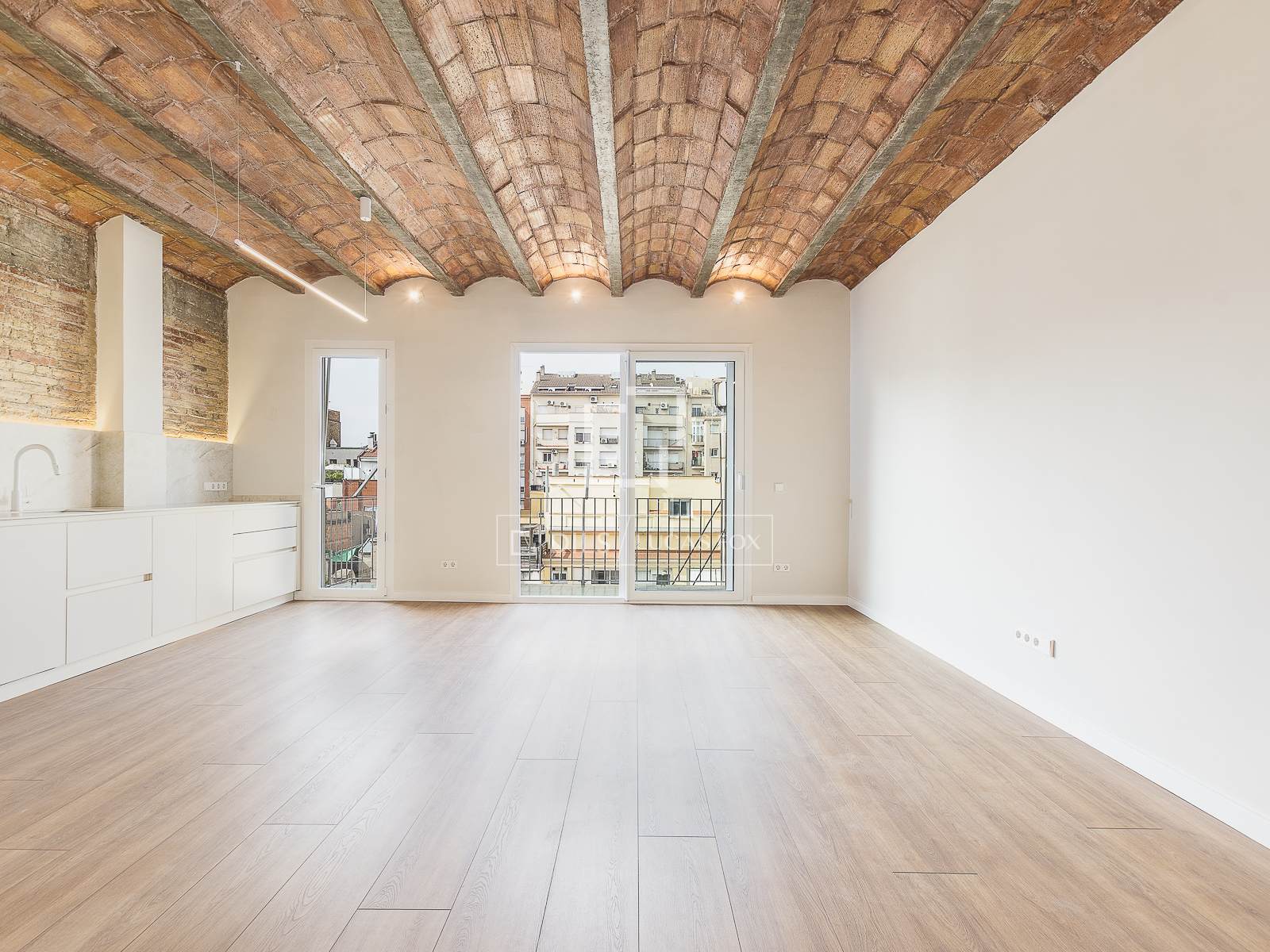 Apartamento en Barcelona, España 3 dormitorios, 84 m2 No. 150668