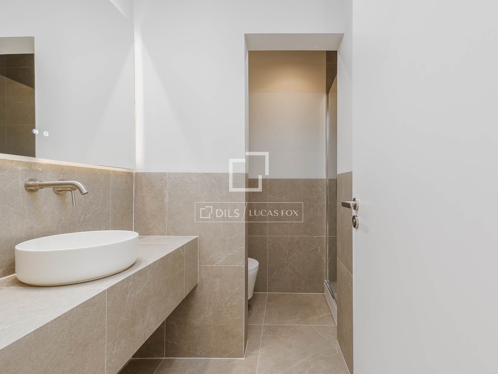 Apartamento en Barcelona, España 3 dormitorios, 84 m2 No. 150668