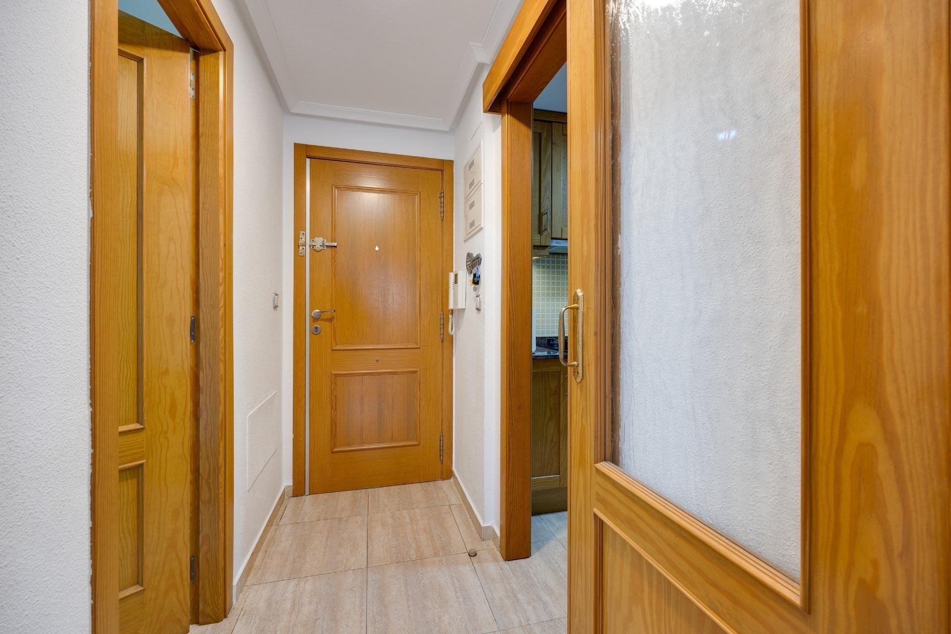 Квартира в Торревьеха, Аликанте, Испания 2 спальни, 80м2 №177527