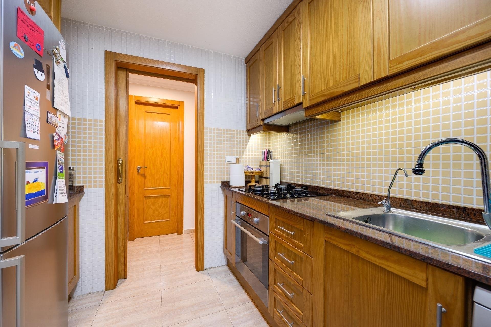 Квартира в Торревьеха, Аликанте, Испания 2 спальни, 80м2 №177527