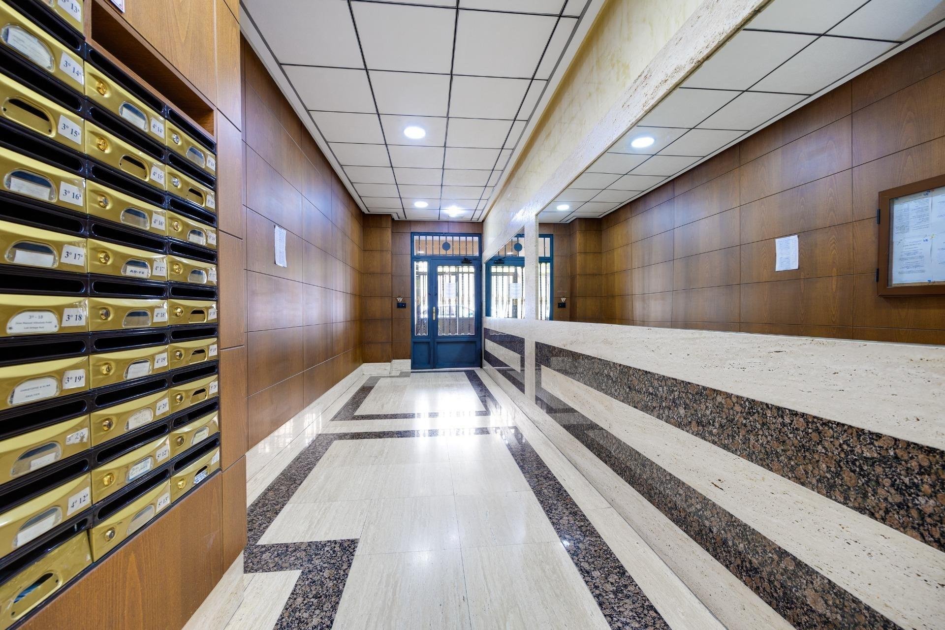 Квартира в Торревьеха, Аликанте, Испания 2 спальни, 80м2 №177527