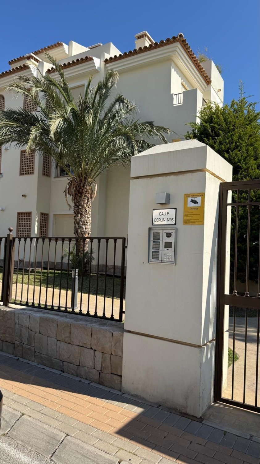 Attico a Finestrat, Alicante, Spagna 3 camere da letto, 145 mq. N° 177529