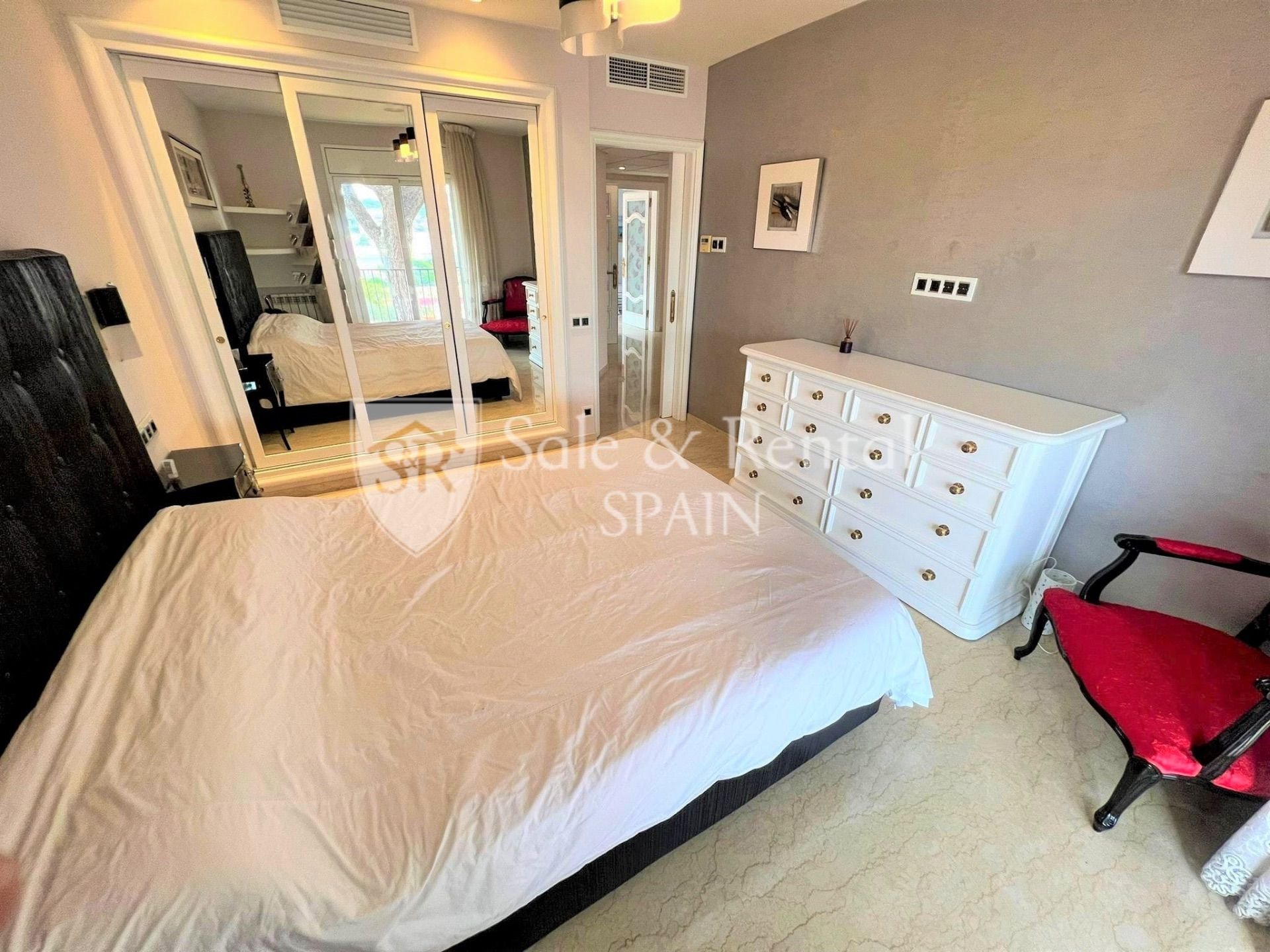 House in Sant Feliu de Guixols, Girona, Spain 10 bedrooms, 1323 sq.m. No. 166496