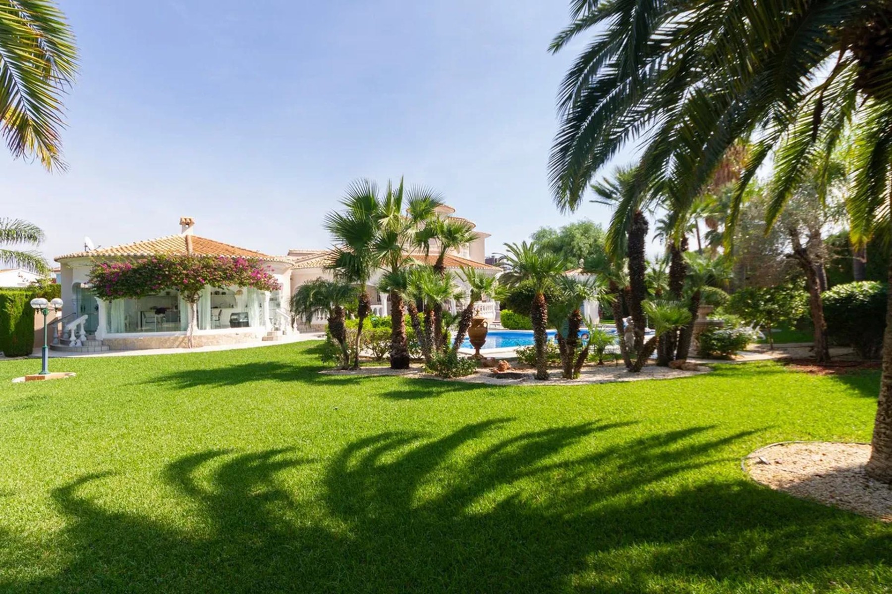 Huvila Denia, Alicante, Espanja 3 makuuhuonetta, 303 m2 No. 195665
