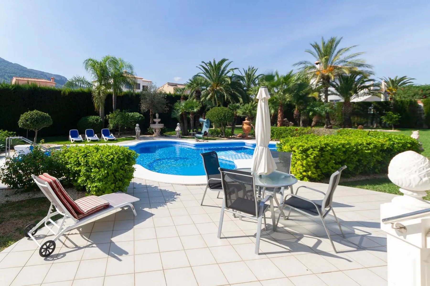 Huvila Denia, Alicante, Espanja 3 makuuhuonetta, 303 m2 No. 195665