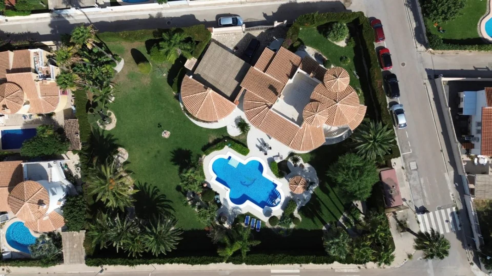 Huvila Denia, Alicante, Espanja 3 makuuhuonetta, 303 m2 No. 195665