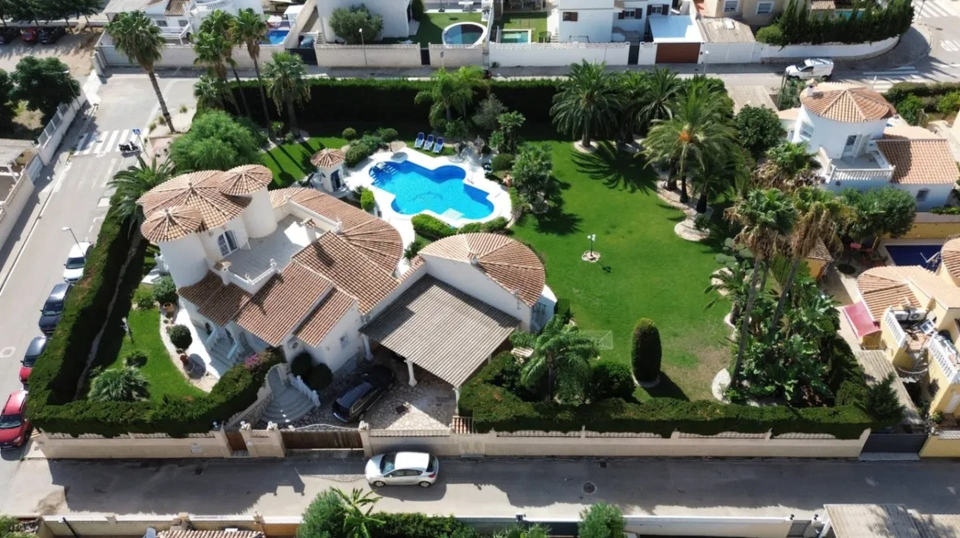 Huvila Denia, Alicante, Espanja 3 makuuhuonetta, 303 m2 No. 195665