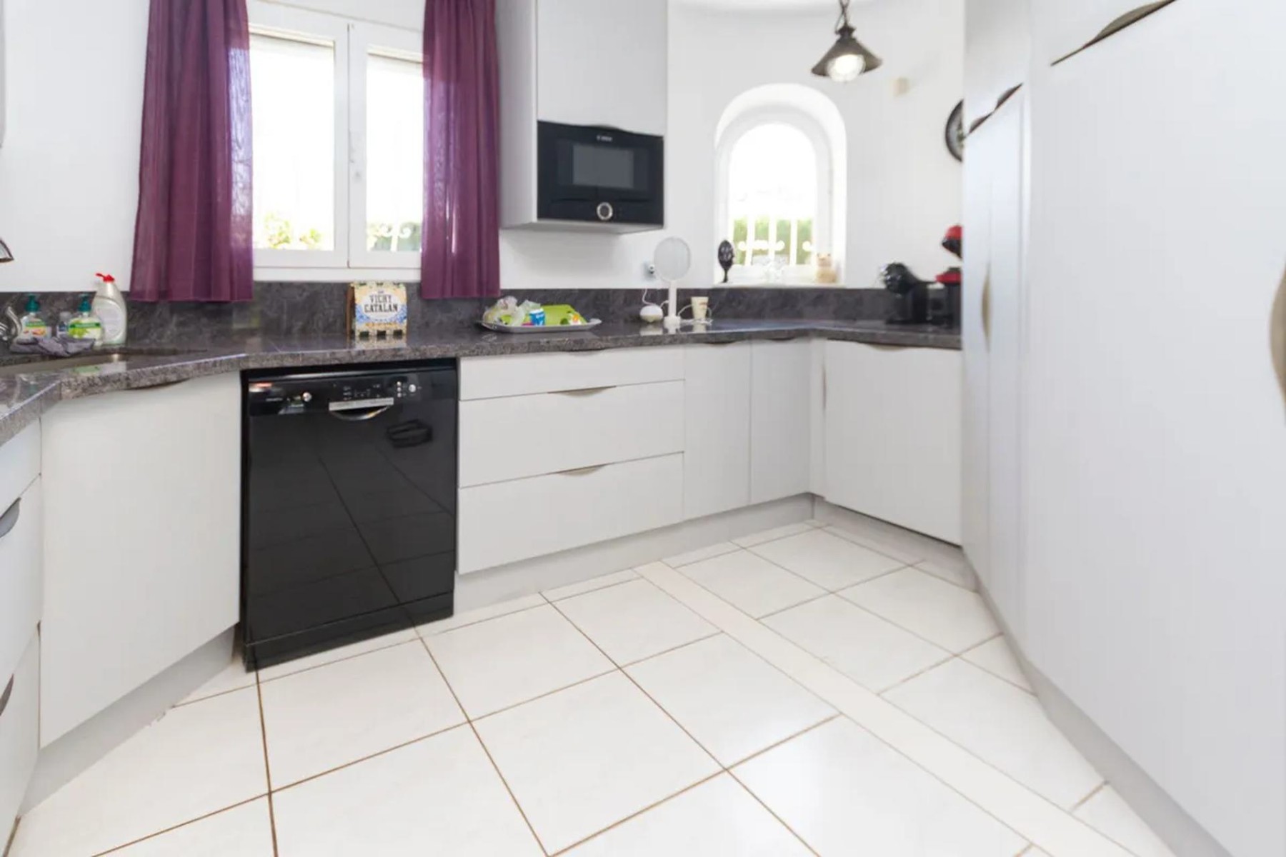 Huvila Denia, Alicante, Espanja 3 makuuhuonetta, 303 m2 No. 195665