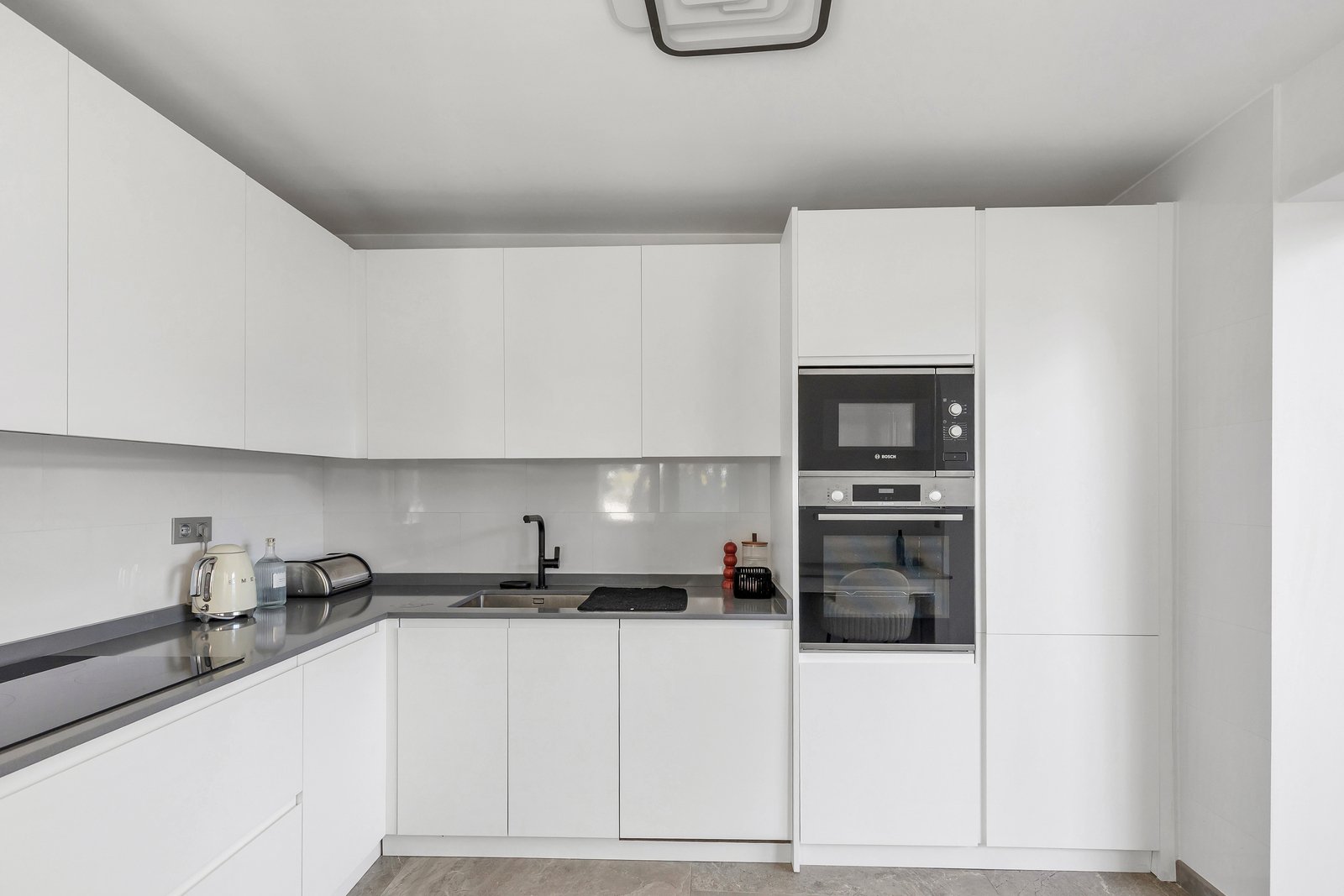 Huvila Los Altos, Alicante, Espanja 6 makuuhuonetta, 257 m2 No. 195662