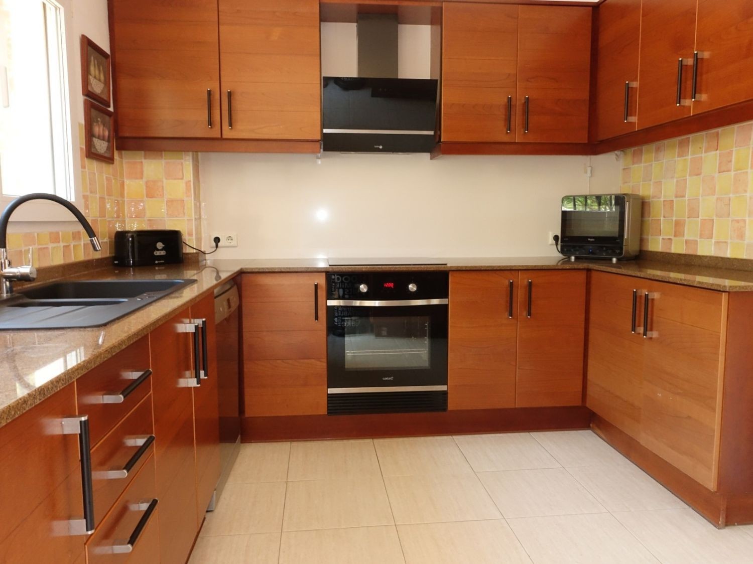 Villa Denia, Alicante, Spānijā 3 istabas, 346 m2 Nr. 195664