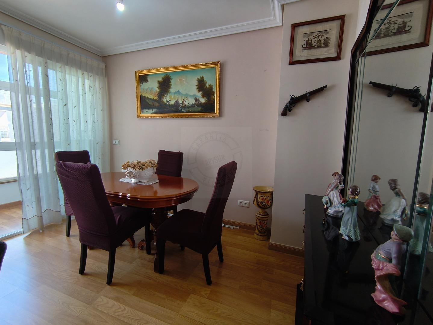 Appartamento a Torrevieja, Alicante, Spagna 2 camere da letto, 96 mq. N° 184360