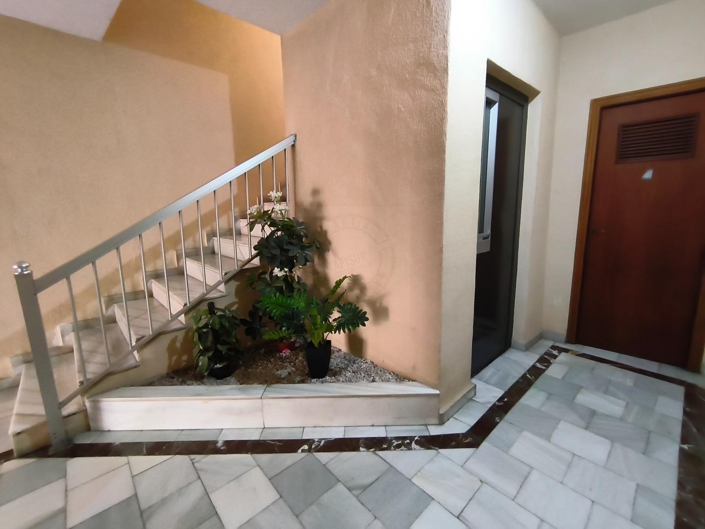 Appartamento a Torrevieja, Alicante, Spagna 2 camere da letto, 96 mq. N° 184360