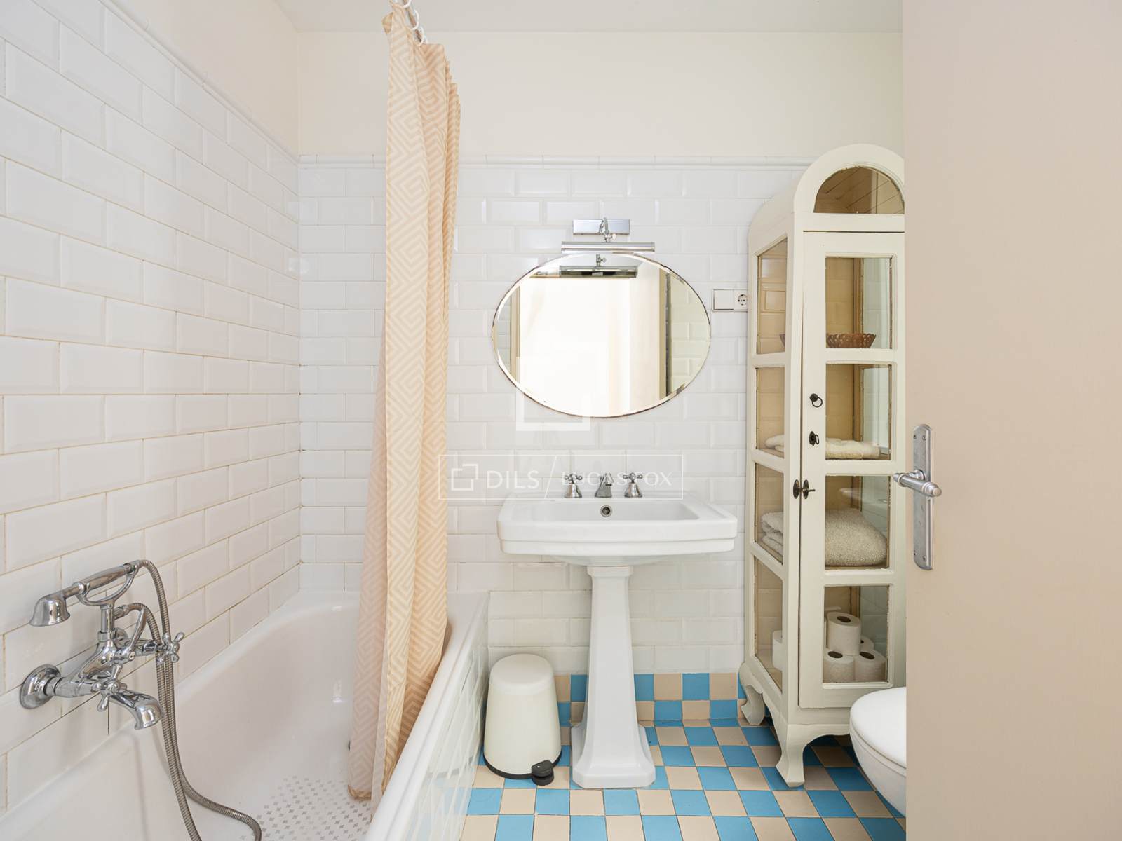 Dzīvoklis Barcelona, Spānijā 2 istabas, 104 m2 Nr. 192848