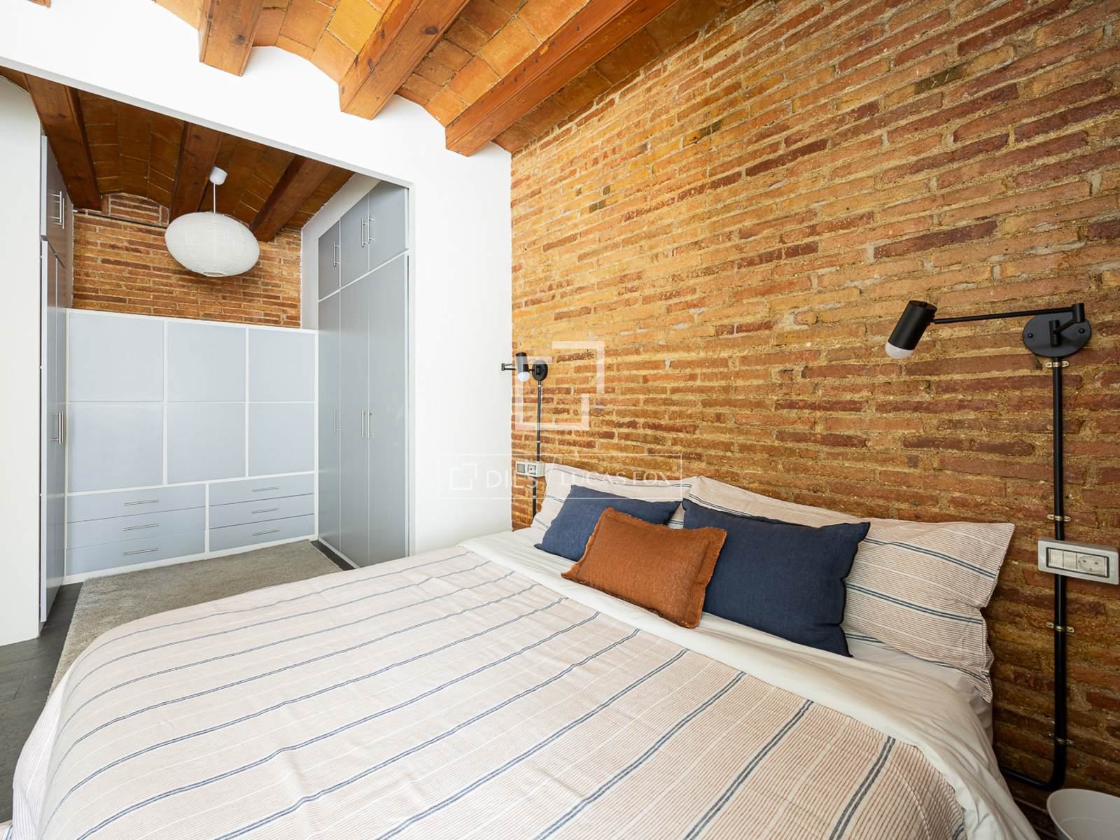 Dzīvoklis Barcelona, Spānijā 2 istabas, 104 m2 Nr. 192848