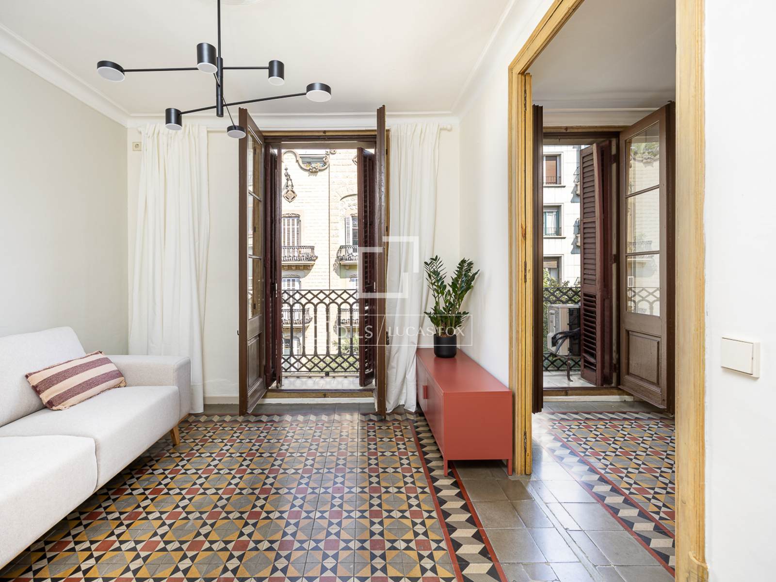 Dzīvoklis Barcelona, Spānijā 2 istabas, 104 m2 Nr. 192848