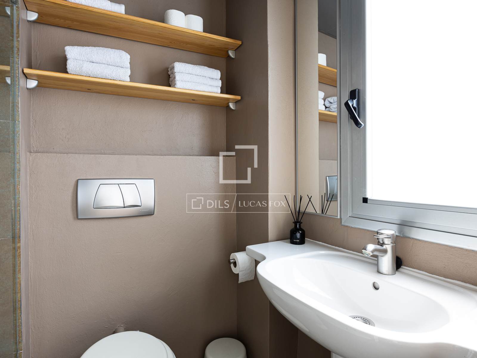 Dzīvoklis Barcelona, Spānijā 2 istabas, 104 m2 Nr. 192848