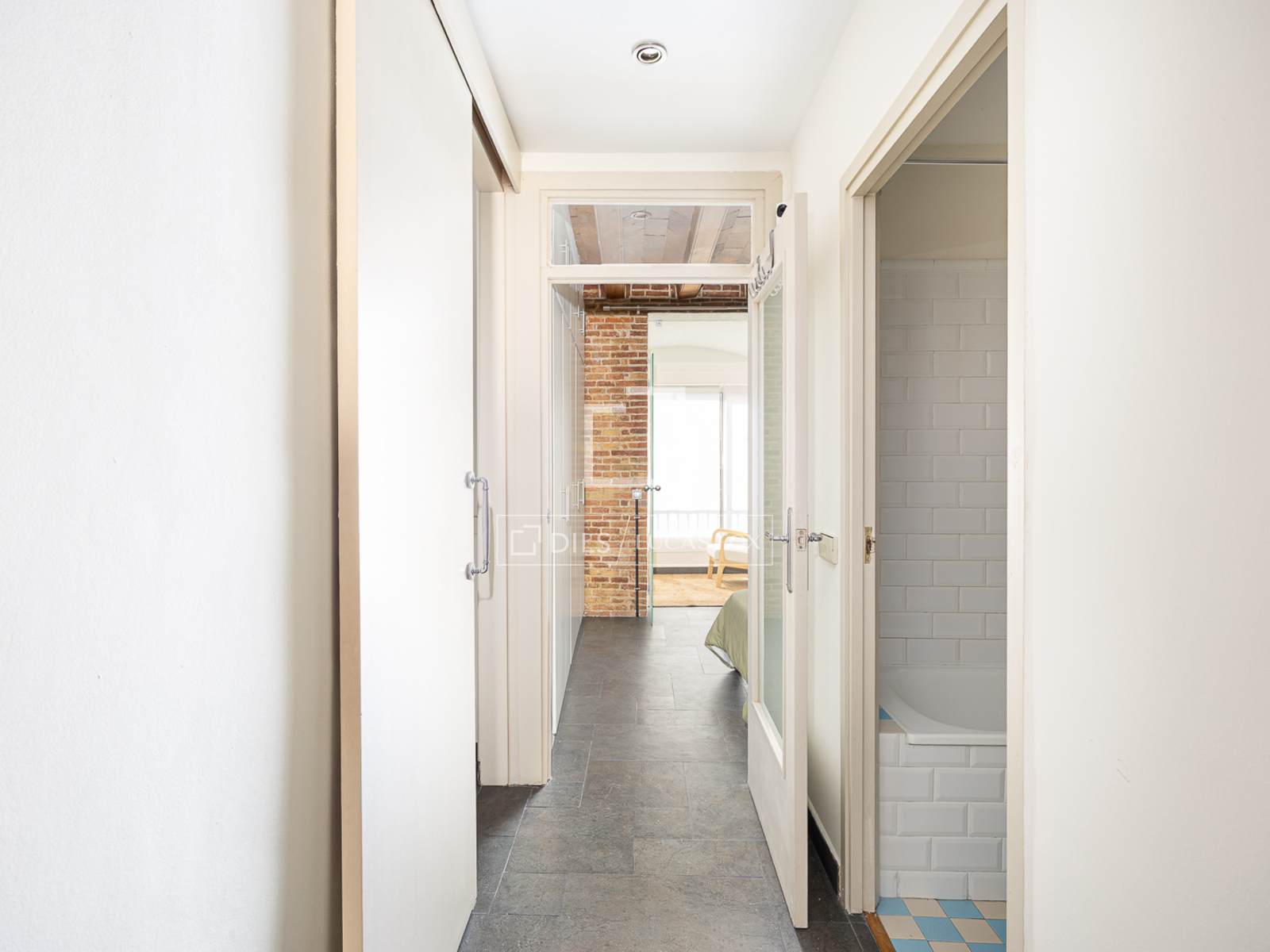 Dzīvoklis Barcelona, Spānijā 2 istabas, 104 m2 Nr. 192848