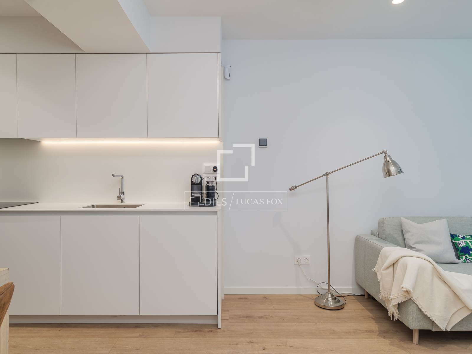 Dzīvoklis Barcelona, Spānijā 2 istabas, 74 m2 Nr. 192851