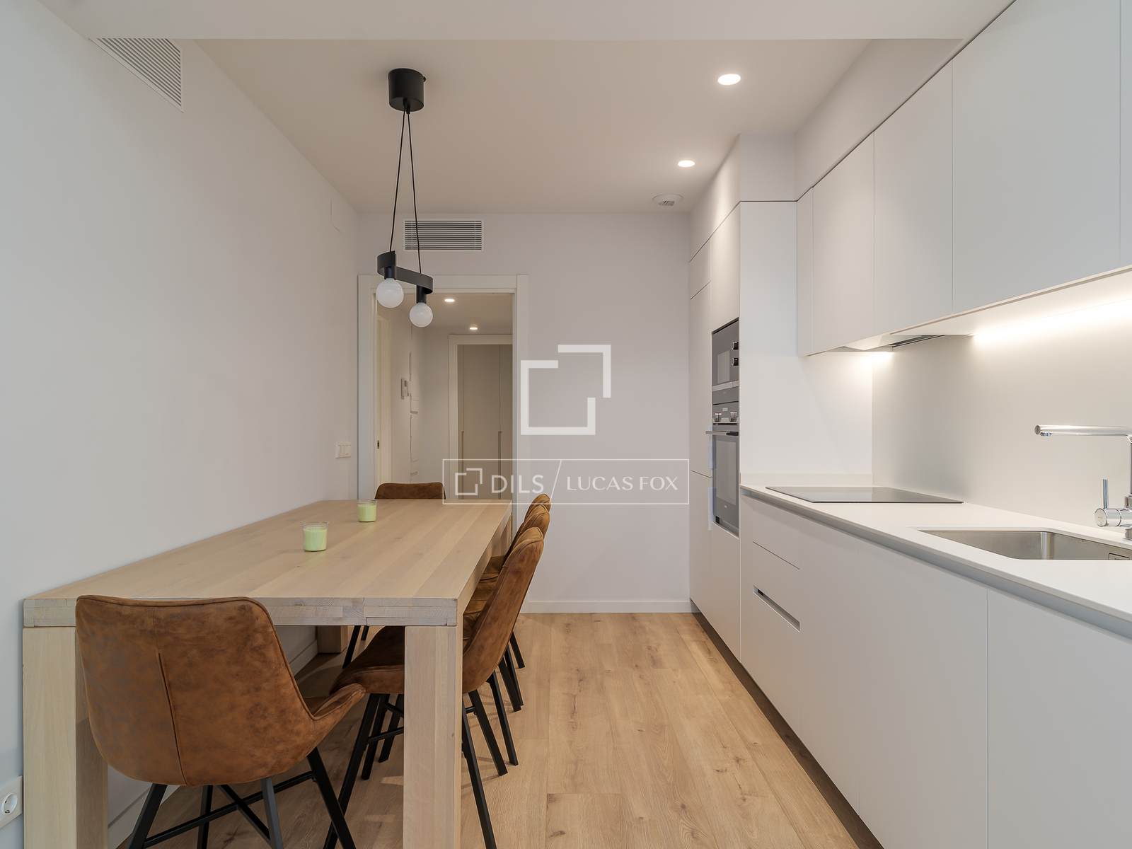 Dzīvoklis Barcelona, Spānijā 2 istabas, 74 m2 Nr. 192851