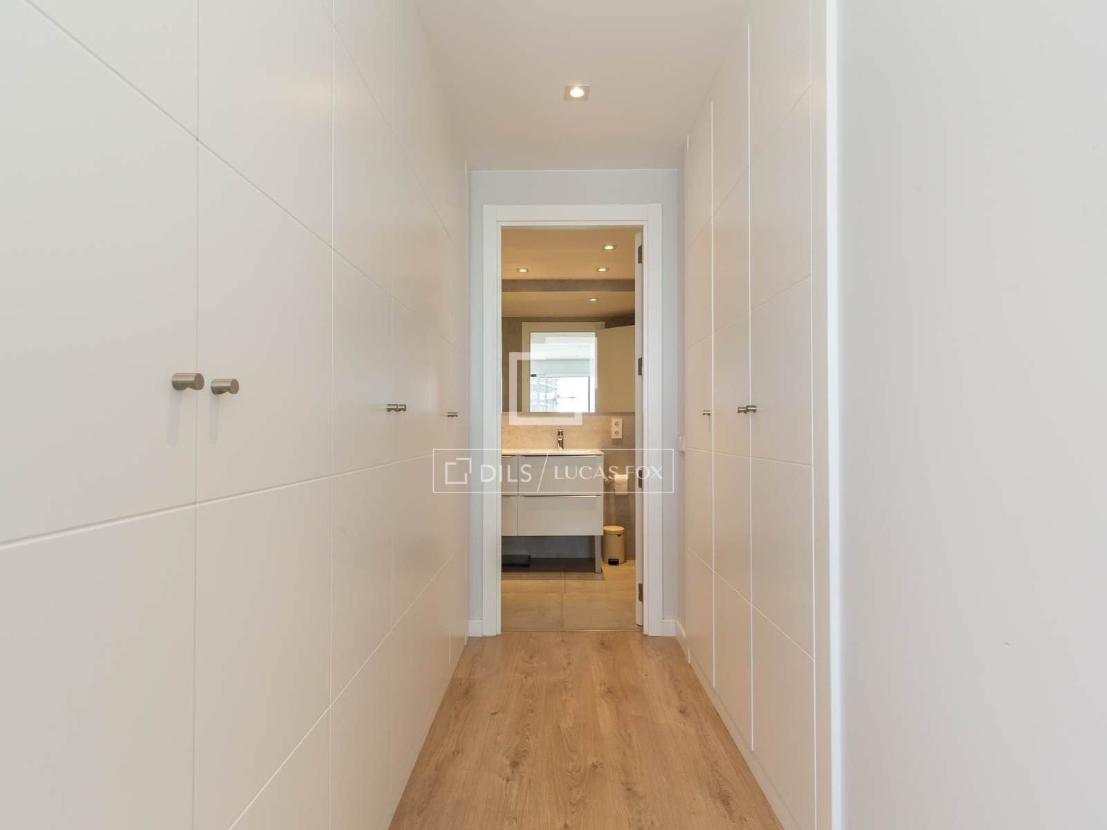 Villa Esplugues de Llobregat, Barcelona, Spānijā 5 istabas, 342 m2 Nr. 192850