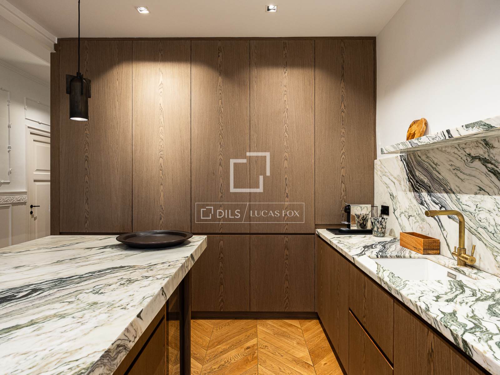 Apartment à Barcelona, Espagne 4 chambres, 174 m2 No. 192852
