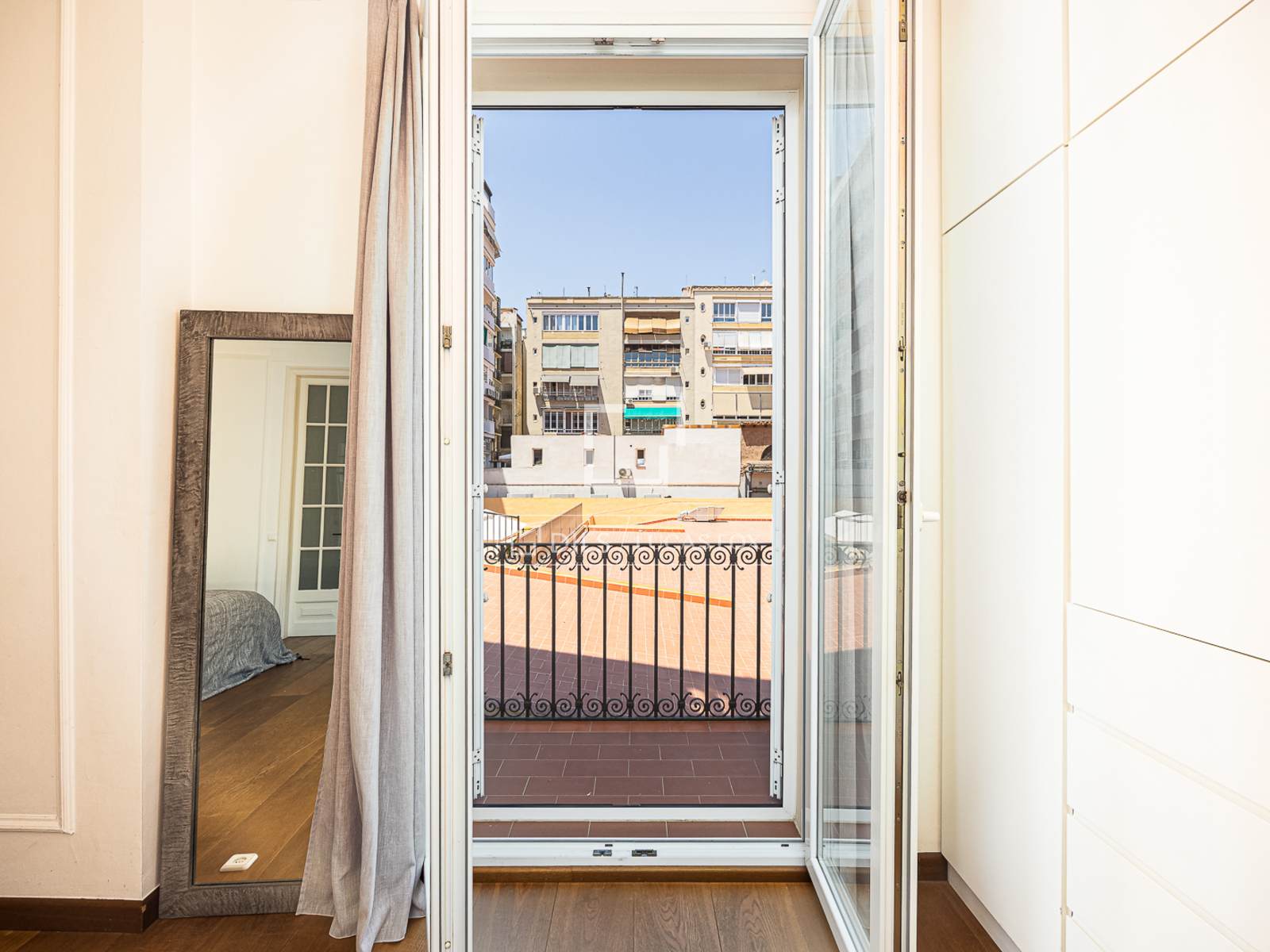Apartment à Barcelona, Espagne 4 chambres, 174 m2 No. 192852