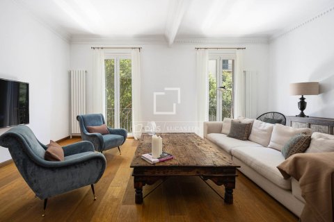 Apartment à Barcelona, Espagne 4 chambres, 174 m2 No. 192852