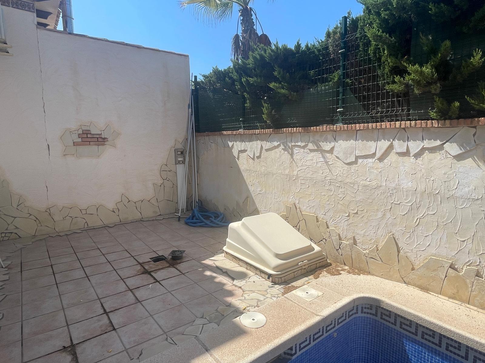 House in Torrevieja, Alicante, Spain 5 bedrooms, 161 sq.m. No. 165668