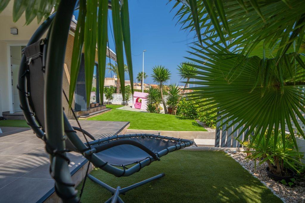 Villa in La Zenia, Alicante, Spain 3 bedrooms, 76 sq.m. No. 165662