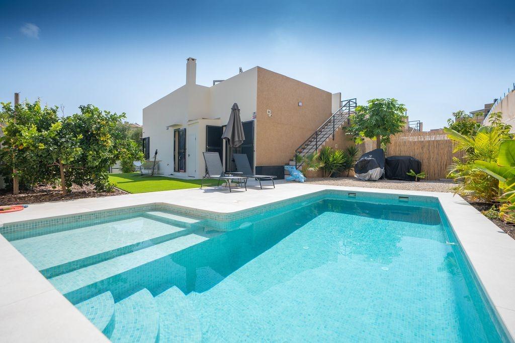 Villa in La Zenia, Alicante, Spain 3 bedrooms, 76 sq.m. No. 165662