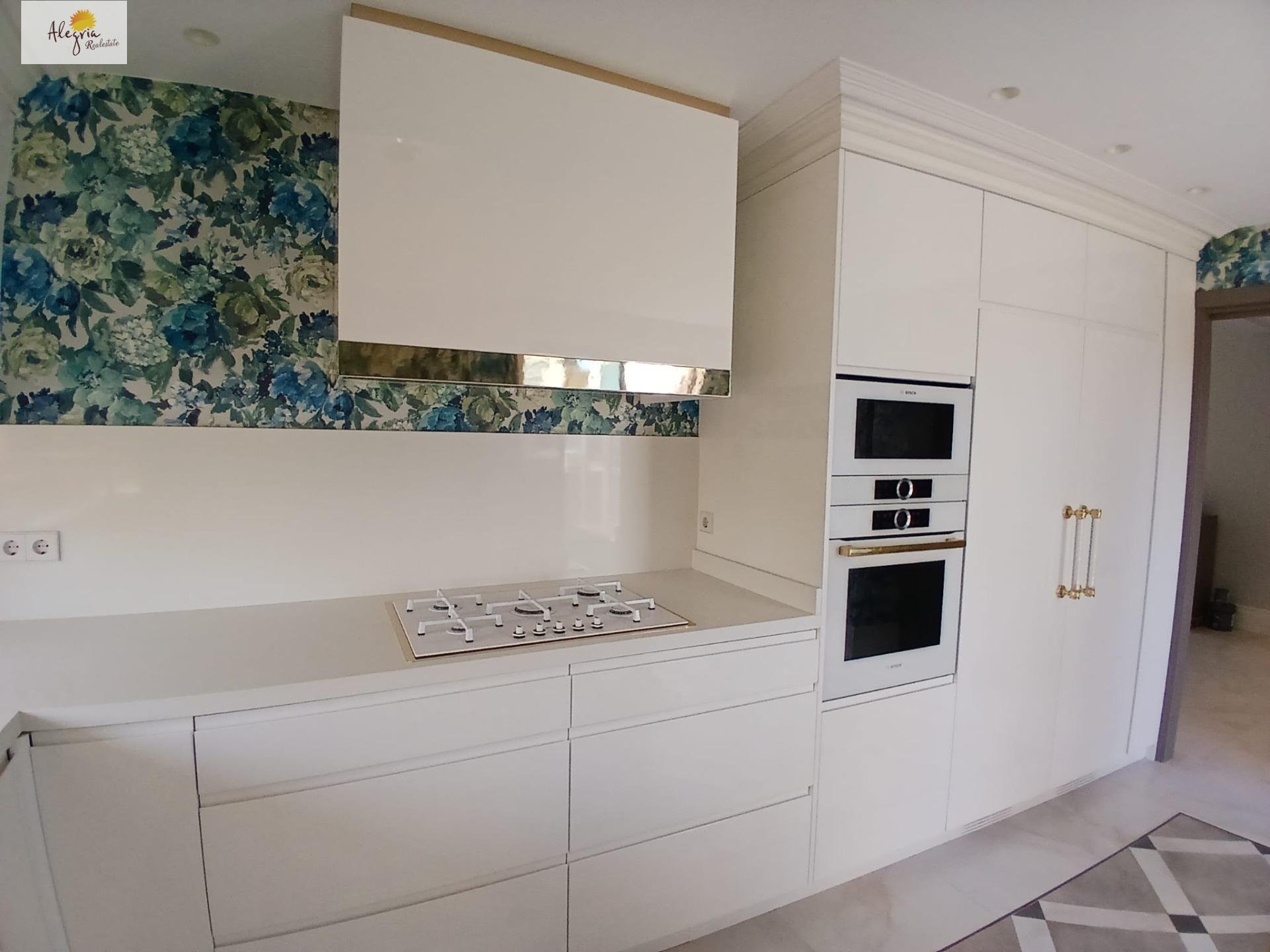 Penthouse in Valencia, Spain 3 bedrooms, 200 sq.m. No. 165663