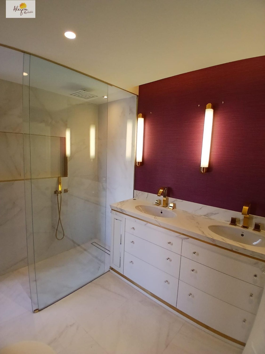 Penthouse in Valencia, Spain 3 bedrooms, 200 sq.m. No. 165663
