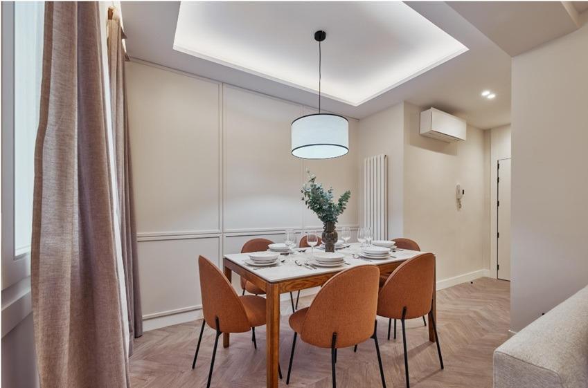 Huoneisto Madrid, Espanja 3 makuuhuonetta, 141 m2 No. 165667