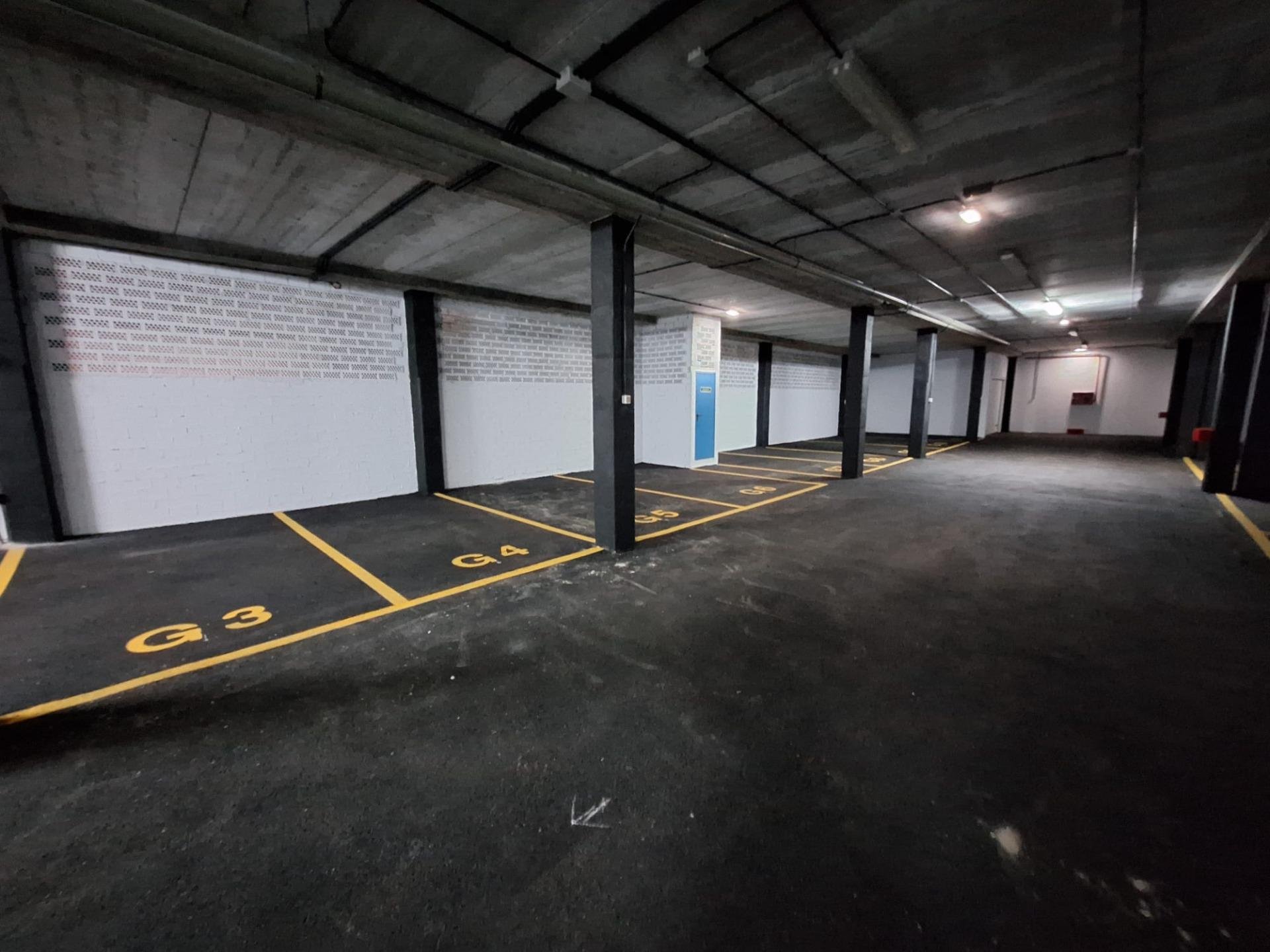 Estacionamiento en San Miguel de Salinas, Alicante, España 10 m2 No. 182810