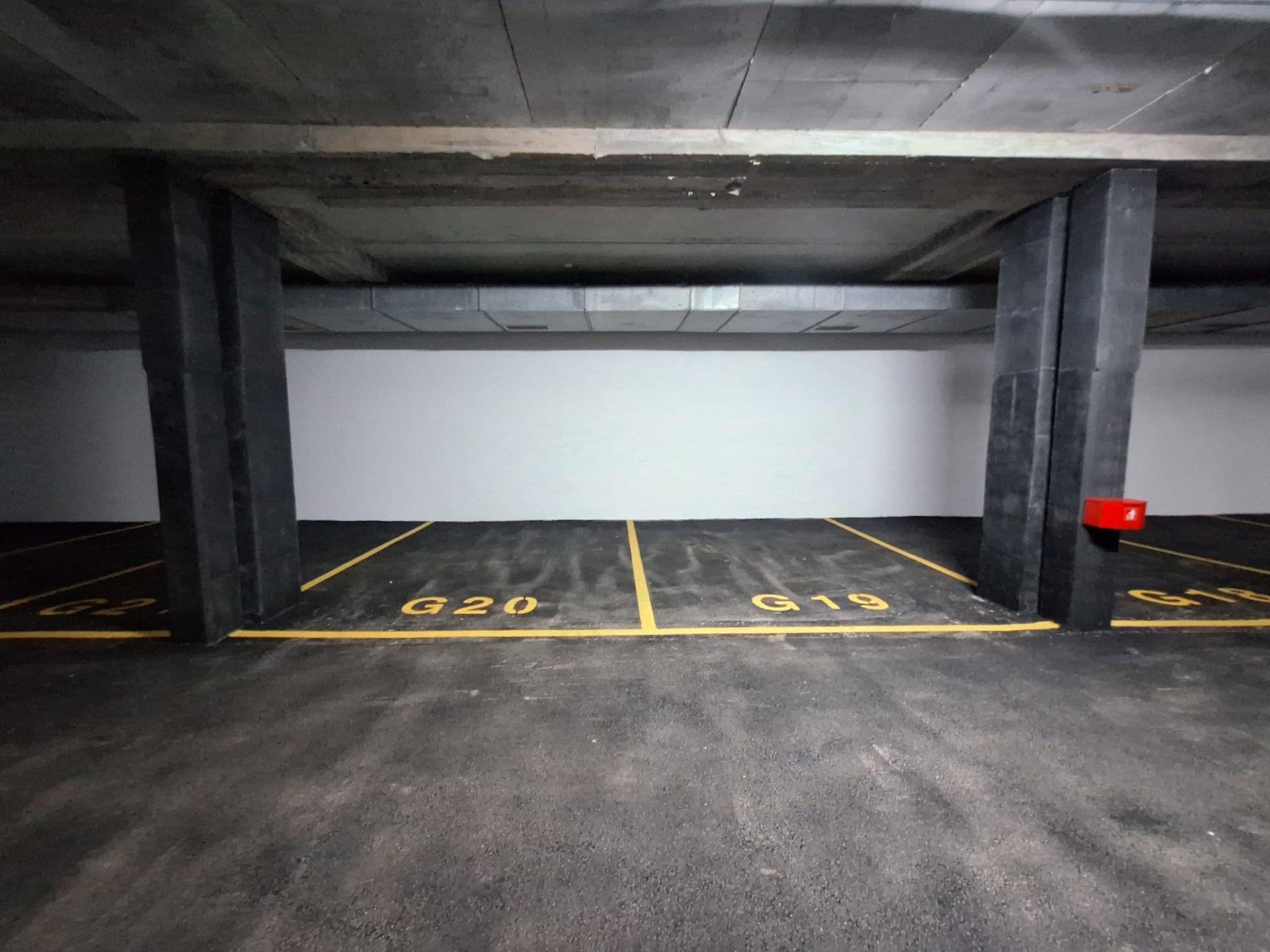 Estacionamiento en San Miguel de Salinas, Alicante, España 10 m2 No. 182810