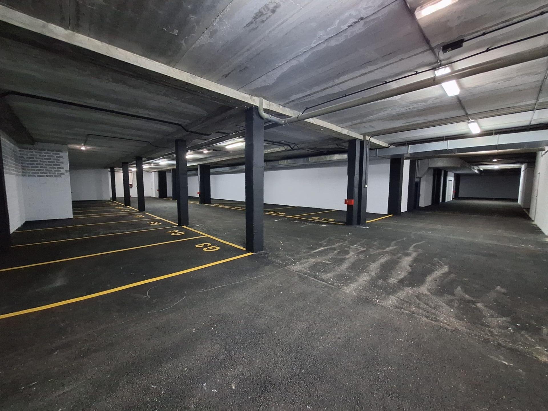 Estacionamiento en San Miguel de Salinas, Alicante, España 10 m2 No. 182810