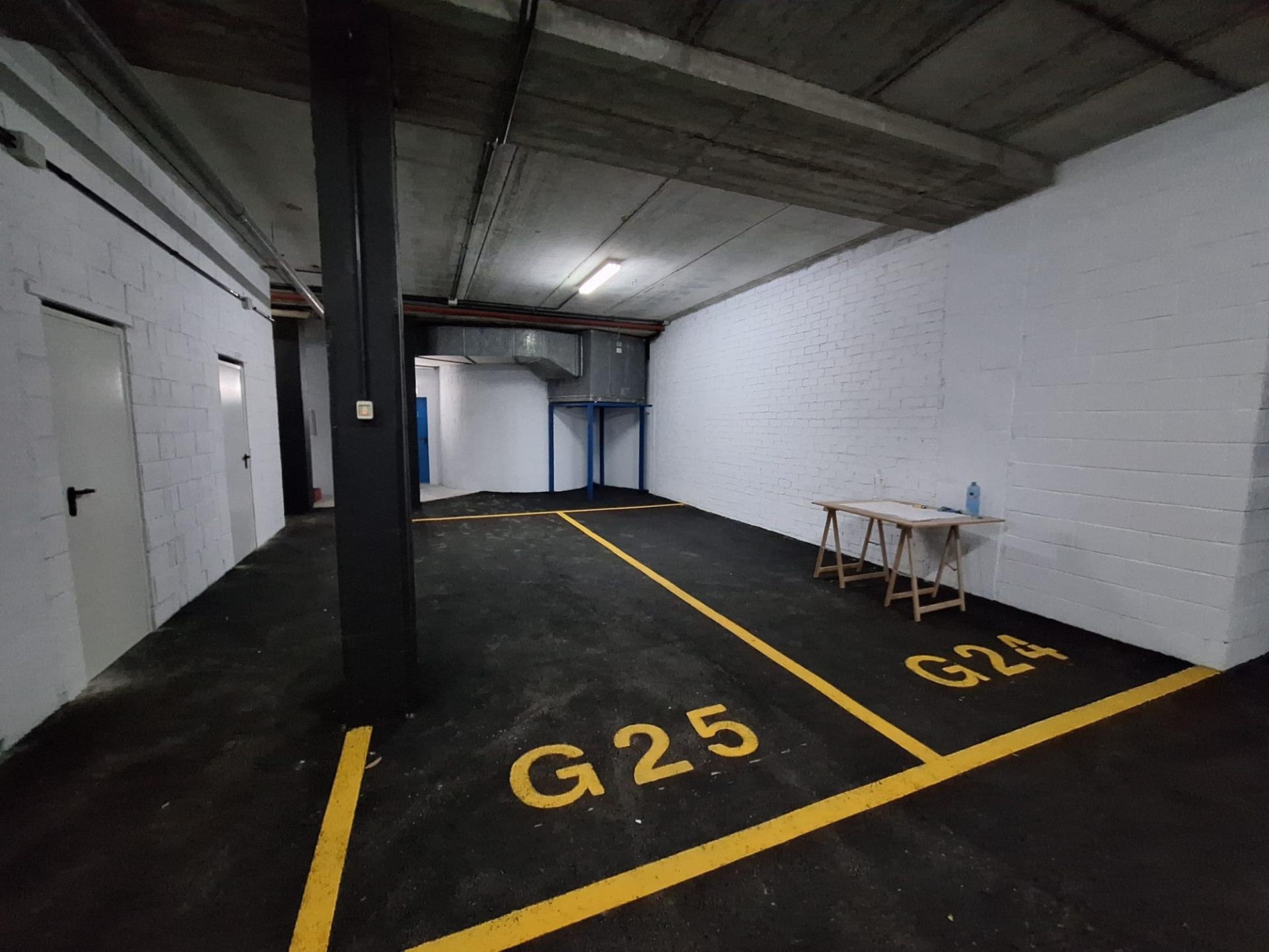 Estacionamiento en San Miguel de Salinas, Alicante, España 10 m2 No. 182810