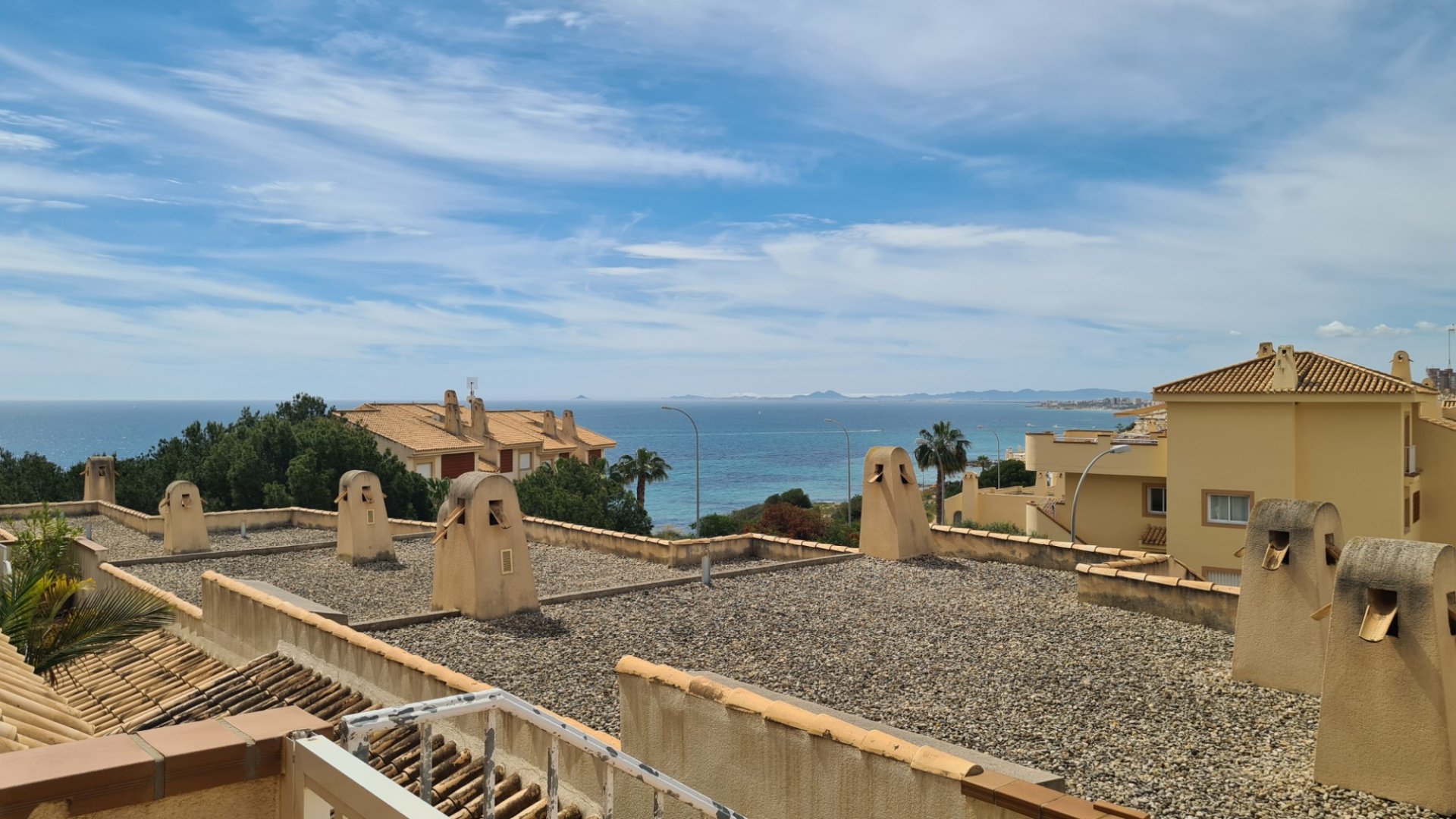 Apartamento en Alicante, España 3 dormitorios,  No. 133643
