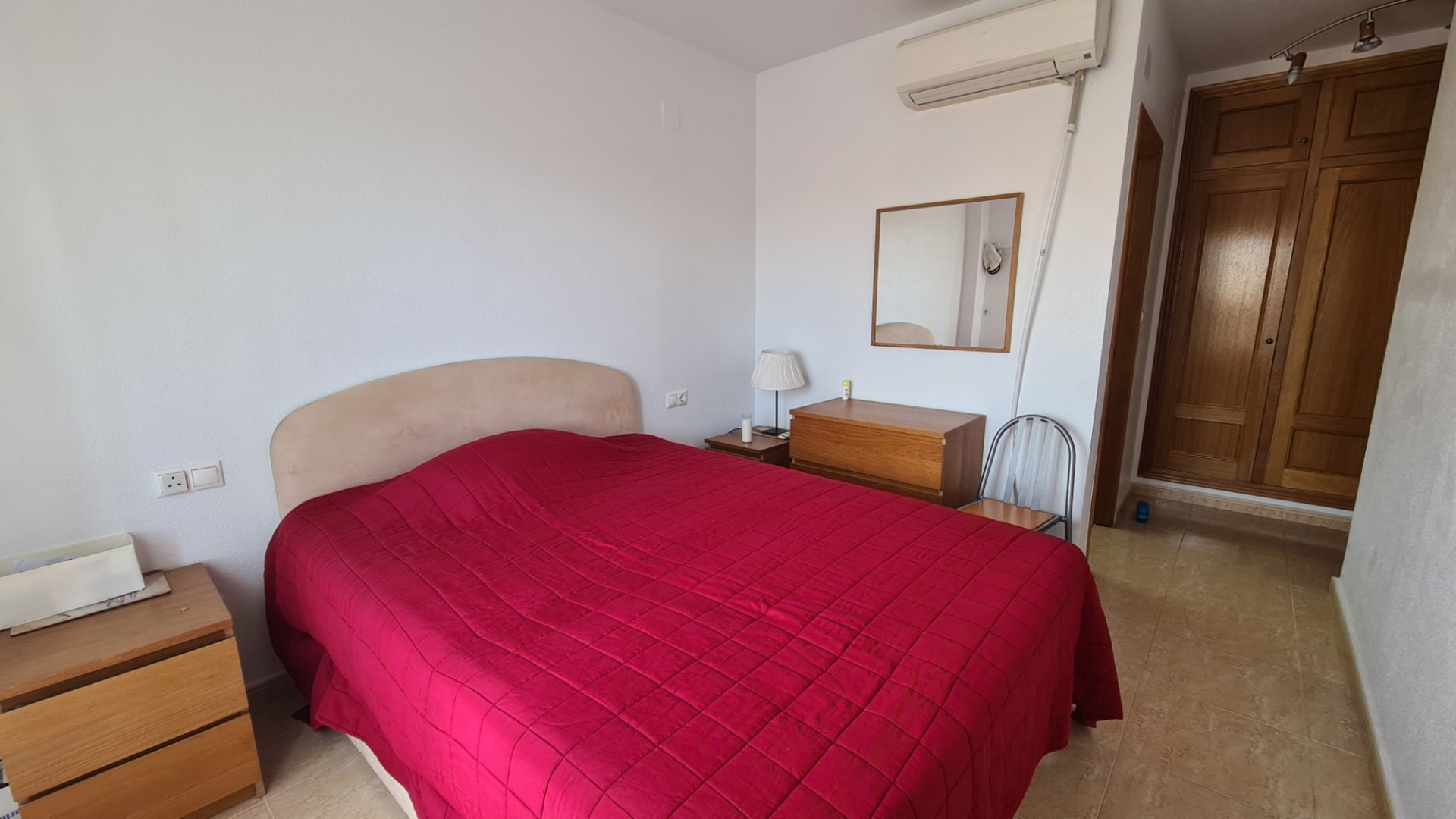 Apartamento en Alicante, España 3 dormitorios,  No. 133643