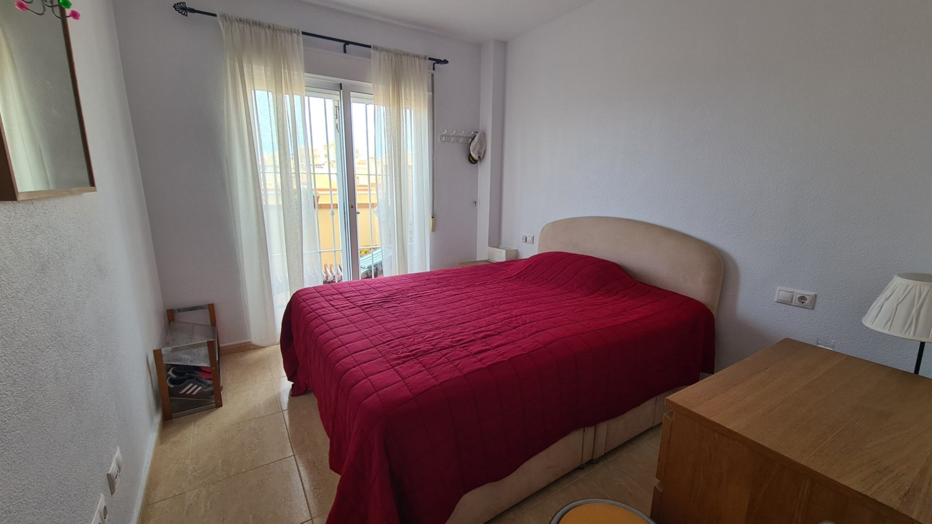 Apartamento en Alicante, España 3 dormitorios,  No. 133643