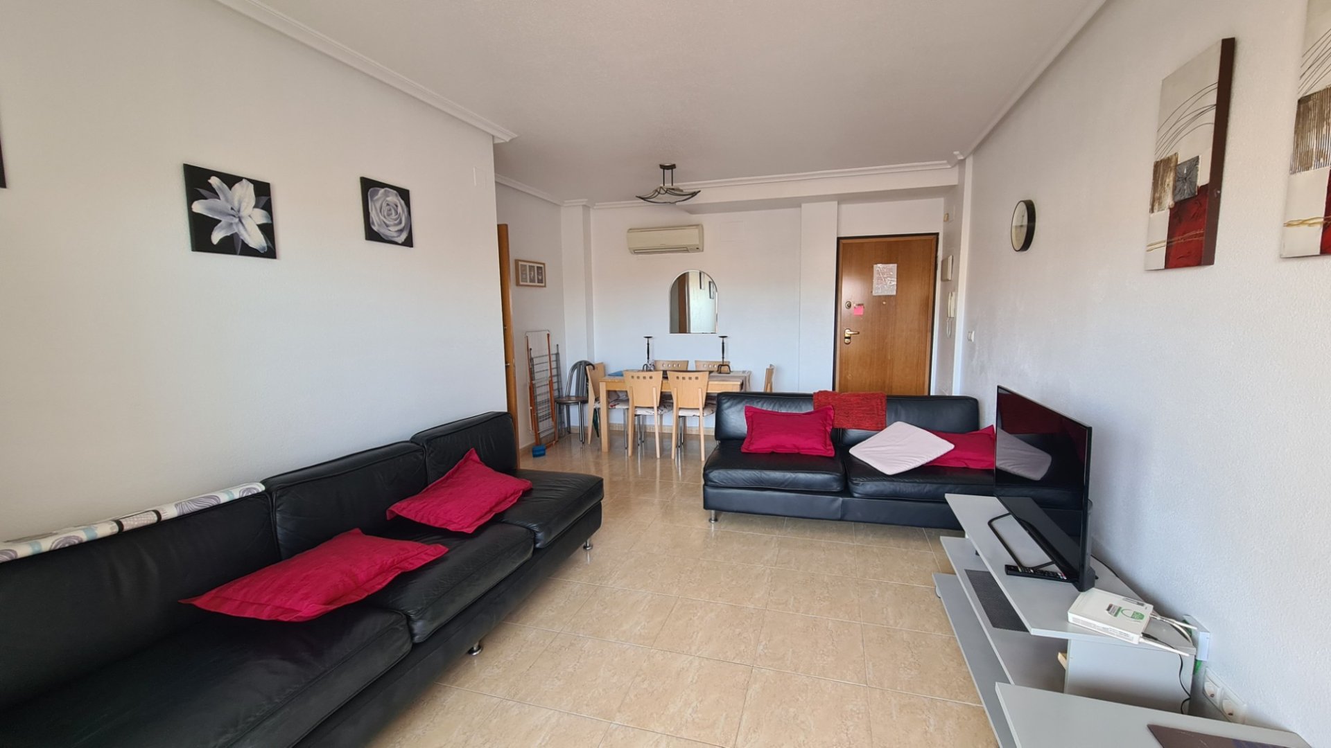 Apartamento en Alicante, España 3 dormitorios,  No. 133643