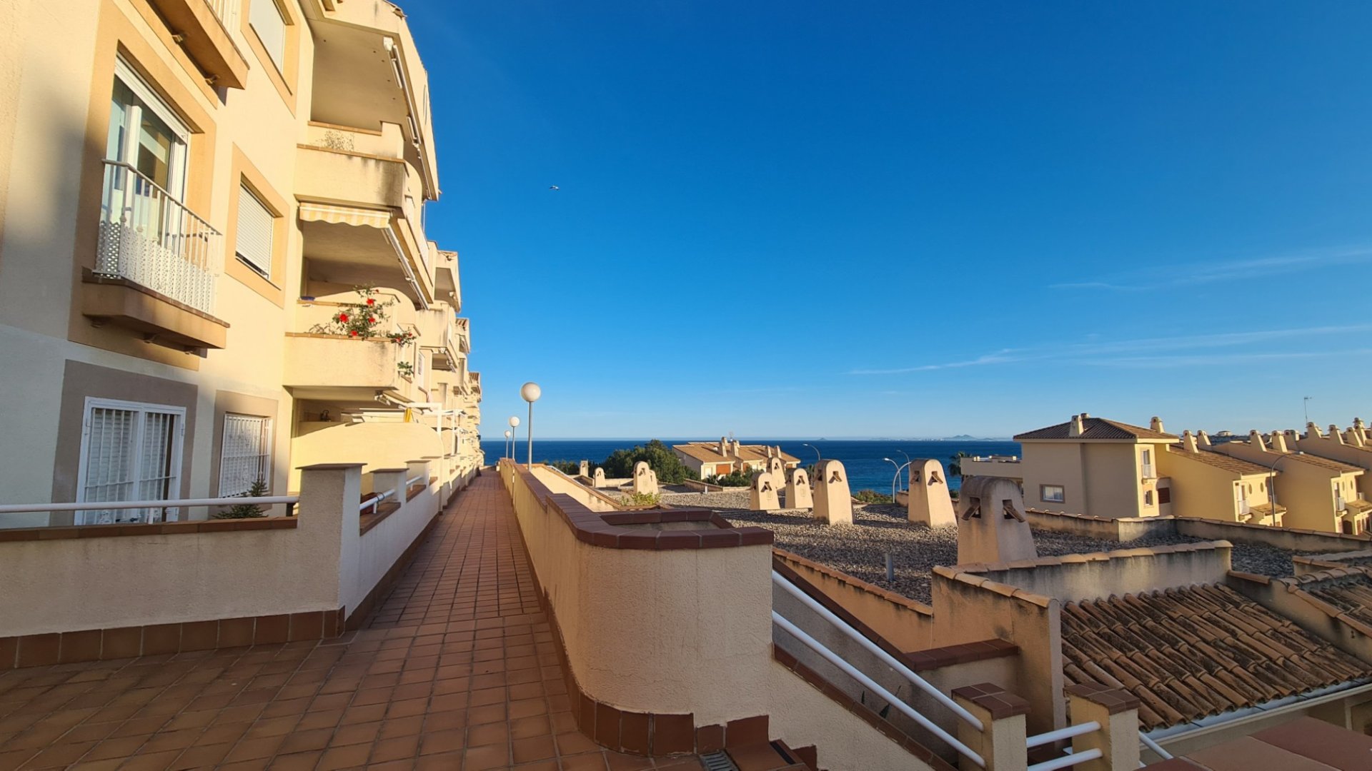 Apartamento en Alicante, España 3 dormitorios,  No. 133643