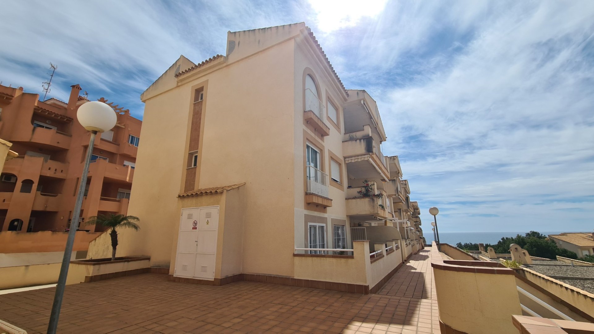 Apartamento en Alicante, España 3 dormitorios,  No. 133643