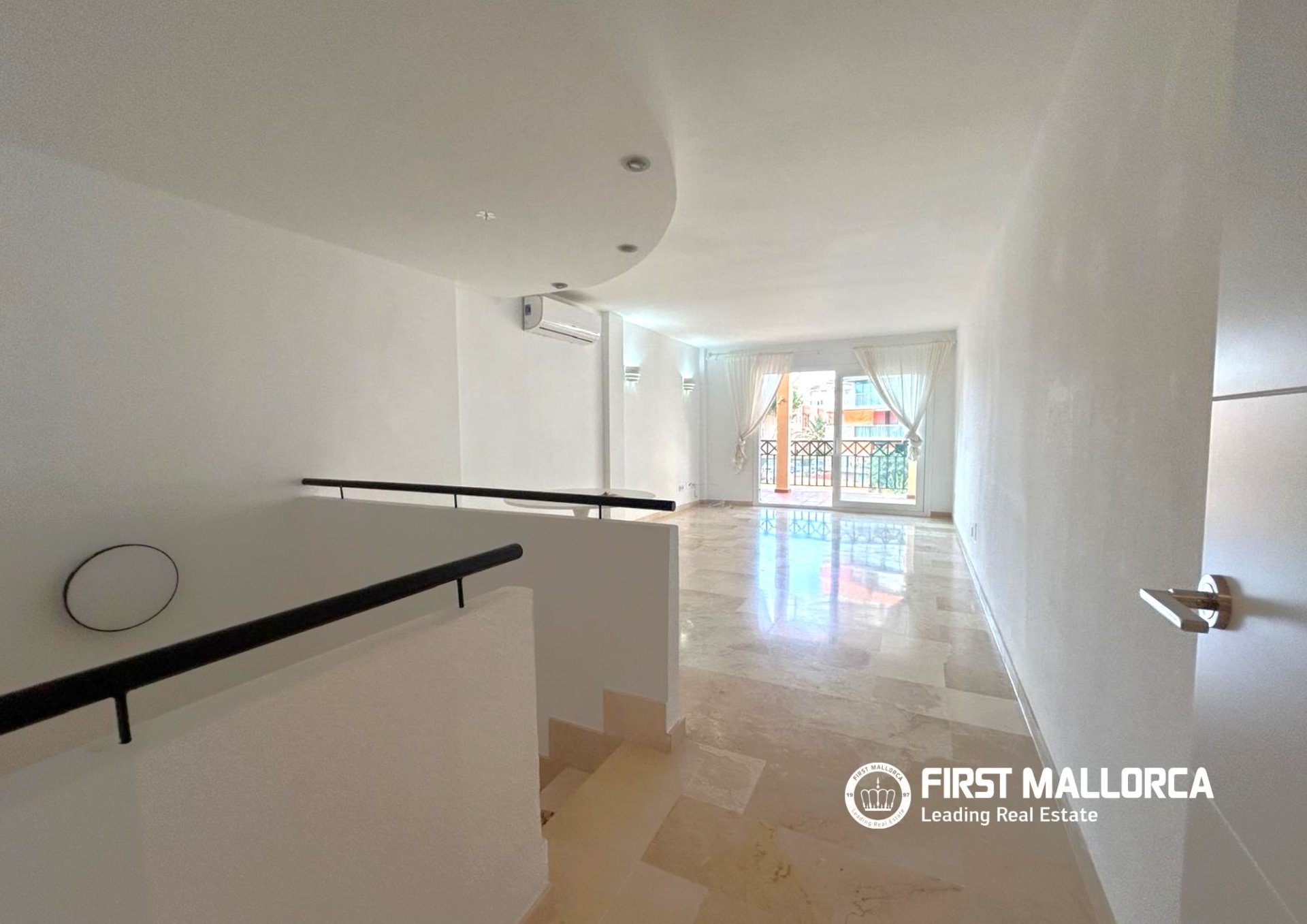 Apartamento en Port Adriano, Mallorca, España 4 dormitorios, 140 m2 No. 177325