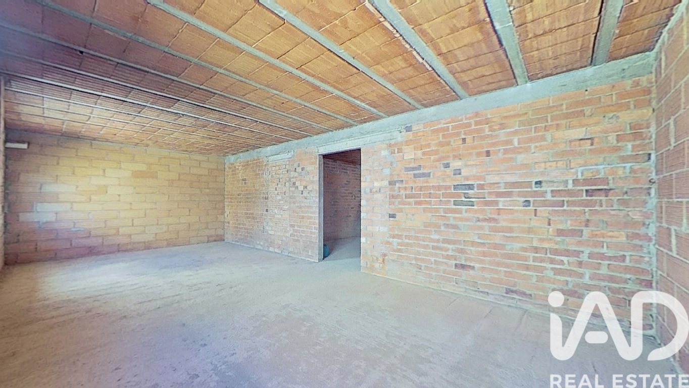 Hus i Rossello, Lleida, Spanien 4 sovrum, 246 kvm. Nr. 185491
